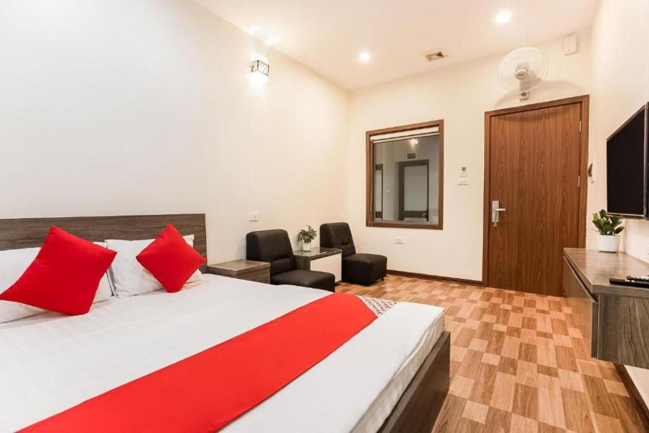Khach San Giao Thong Hotel Hanoi Exterior photo