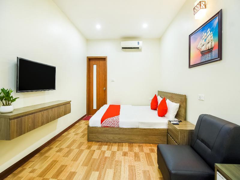 Khach San Giao Thong Hotel Hanoi Exterior photo